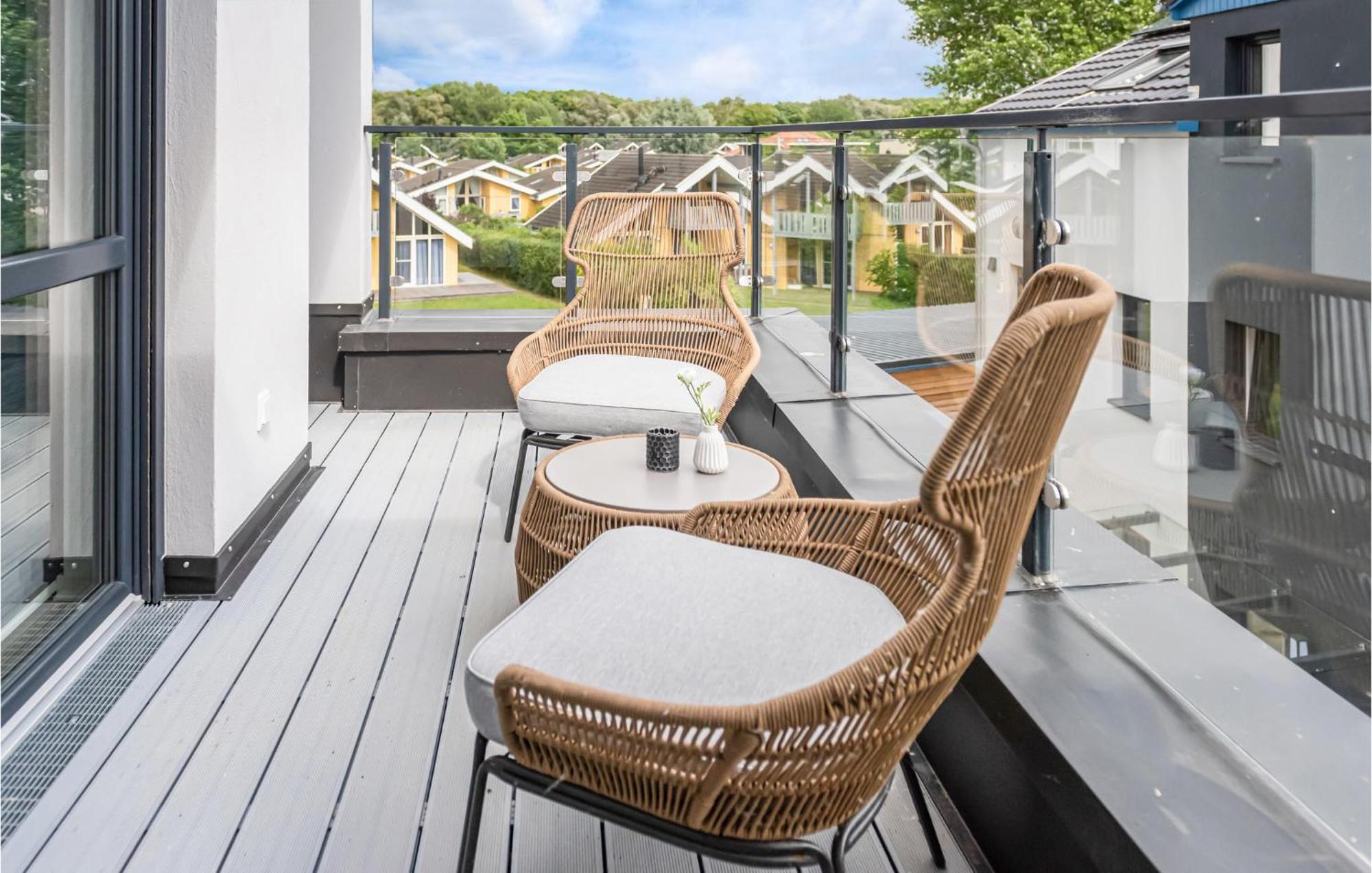 Amazing Apartment In Rechlin With Kitchen Esterno foto