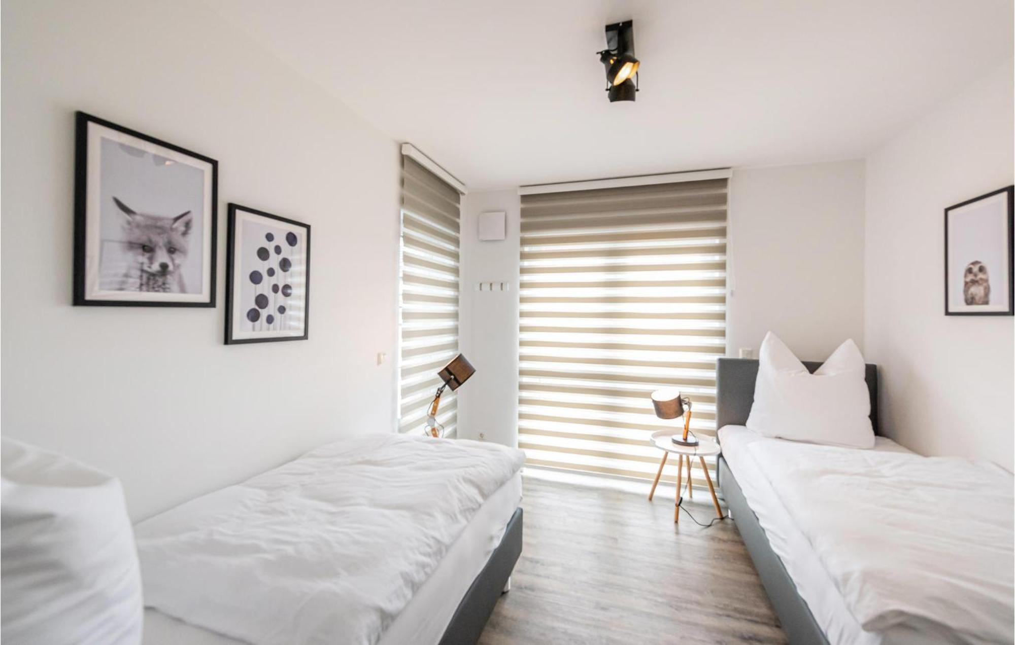 Amazing Apartment In Rechlin With Kitchen Esterno foto
